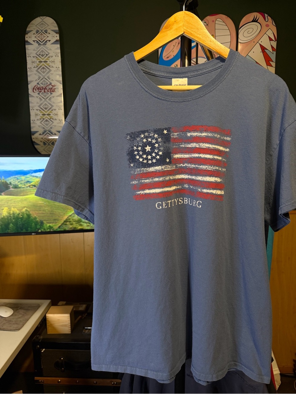 Gettysburg Men's Blue Graphic Flag T-Shirt